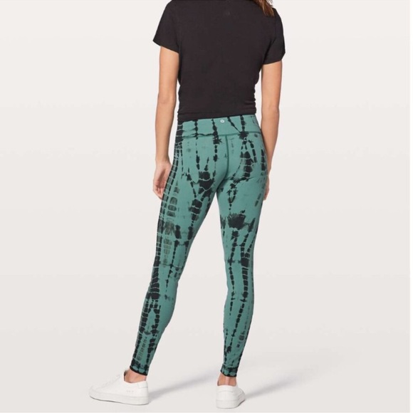 Lululemon leggings size 2 - Picture 2 of 5